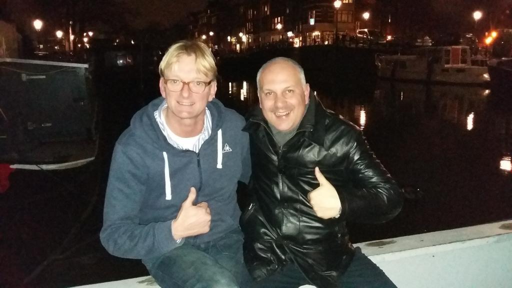 Pantheos Top Houseboat Amsterdam Bagian luar foto